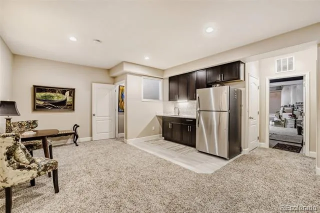 19723 W 58th Place Golden, CO 80403