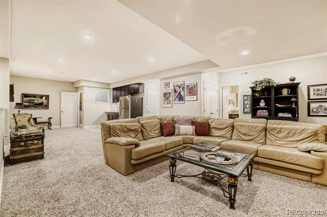 19723 W 58th Place Golden, CO 80403
