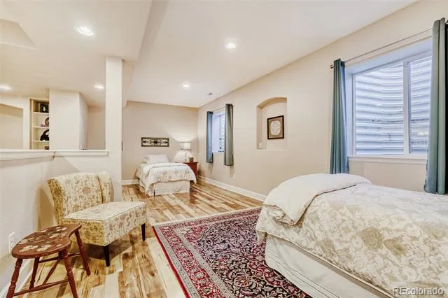 19723 W 58th Place Golden, CO 80403