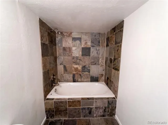 5667 Johnson Street Arvada, CO 80002