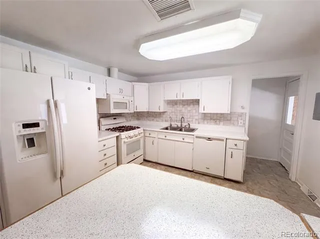5667 Johnson Street Arvada, CO 80002