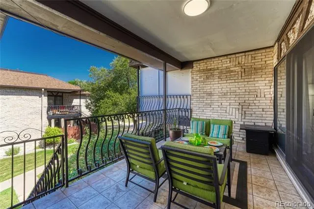 4250 S Olive Street #202 Denver, CO 80237