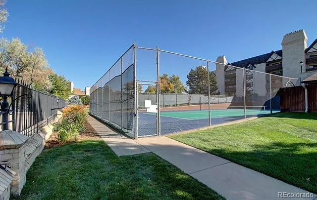 4250 S Olive Street #202 Denver, CO 80237
