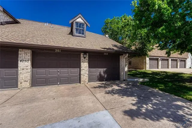 4250 S Olive Street #202 Denver, CO 80237
