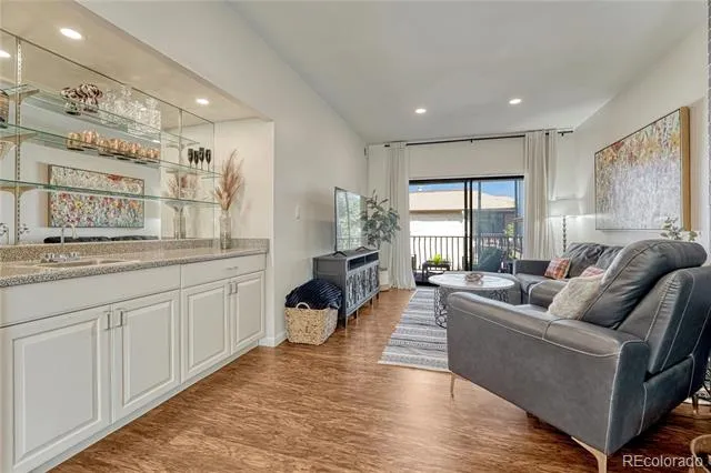 4250 S Olive Street #202 Denver, CO 80237