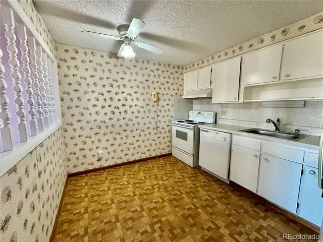1304 S Parker Road #261 Denver, CO 80231