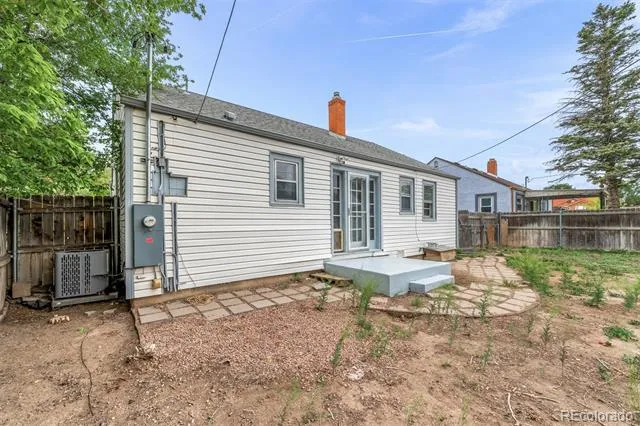 323 Arthur Street Pueblo, CO 81004