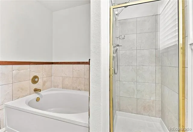 4249 S Killarney Street Aurora, CO 80013