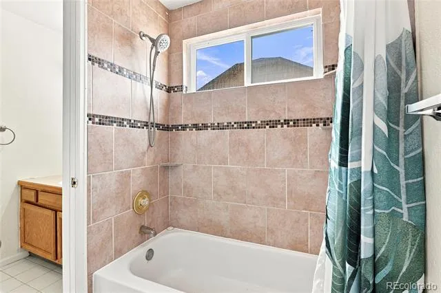 4249 S Killarney Street Aurora, CO 80013