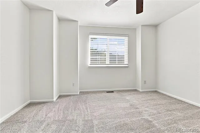 4249 S Killarney Street Aurora, CO 80013