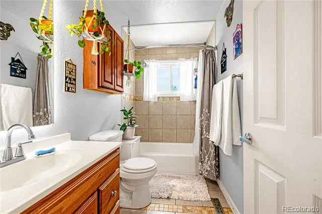 101 Trump Avenue Colorado Springs, CO 80909
