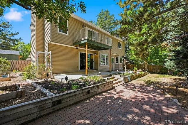 927 Oakwood Drive Castle Rock, CO 80104