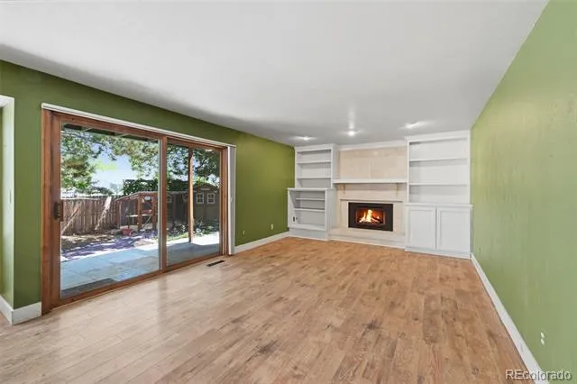 927 Oakwood Drive Castle Rock, CO 80104