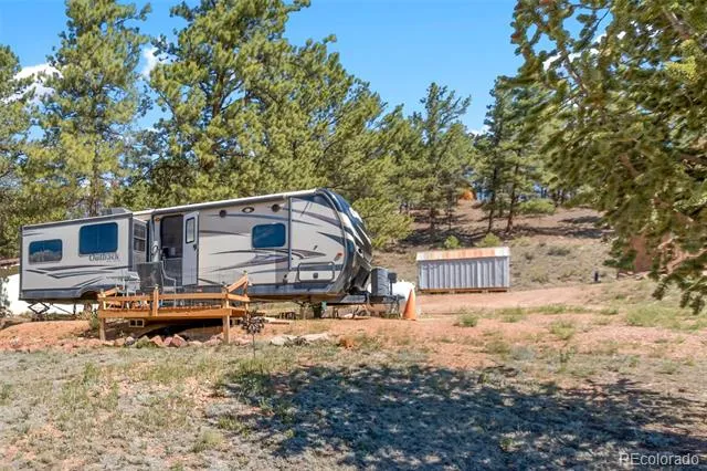 301 Circle Drive Florissant, CO 80816