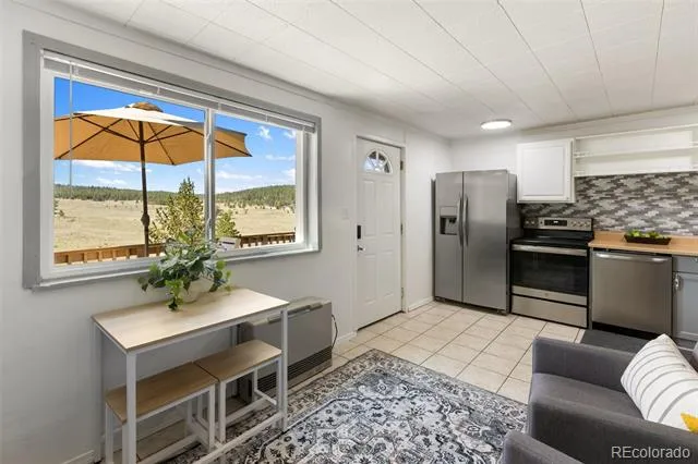 301 Circle Drive Florissant, CO 80816