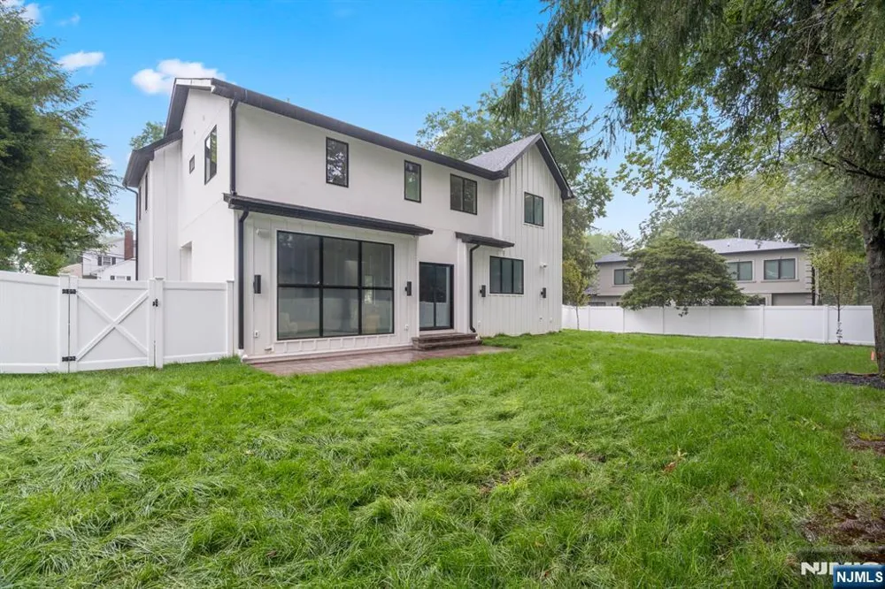 65 Lenox Avenue Demarest, NJ 07627