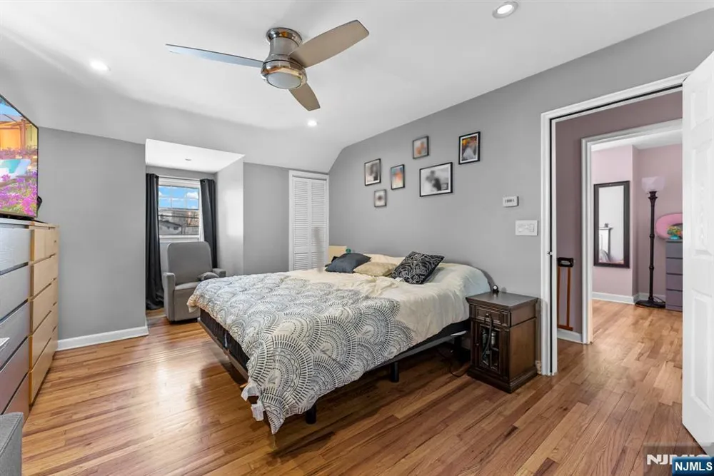 789 Harvard Place Cliffside Park, NJ 07010
