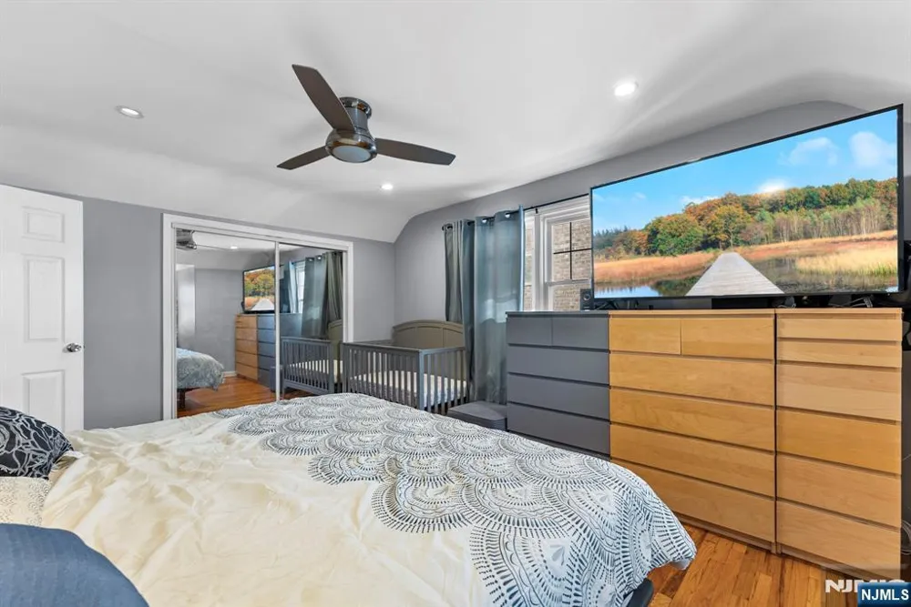 789 Harvard Place Cliffside Park, NJ 07010