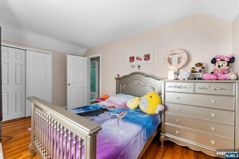 789 Harvard Place Cliffside Park, NJ 07010