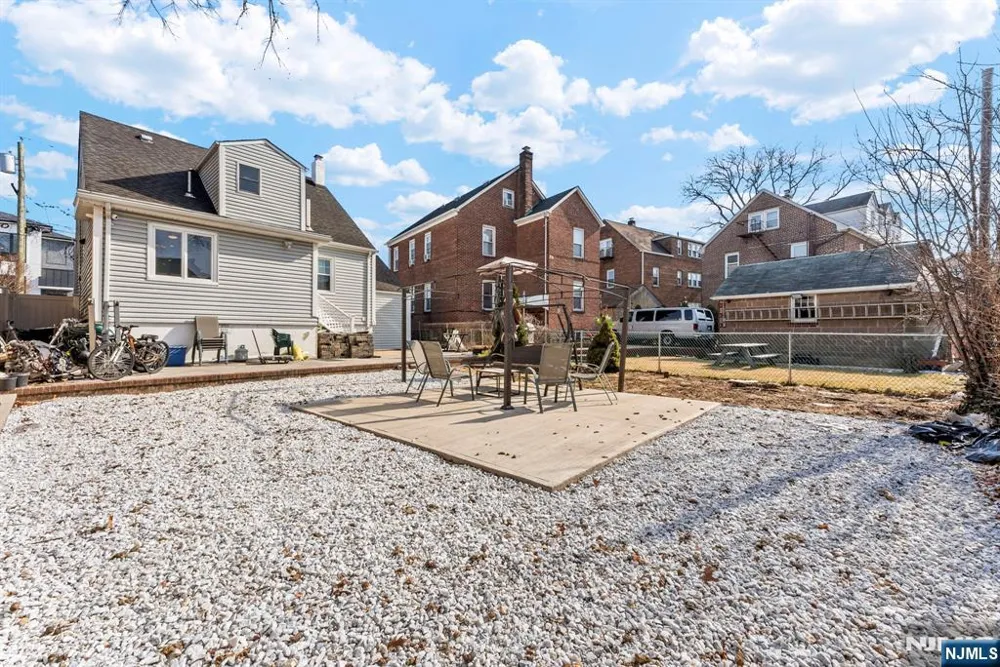 789 Harvard Place Cliffside Park, NJ 07010