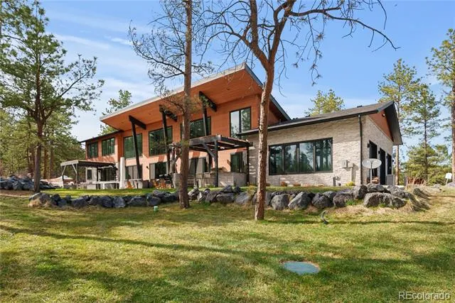 1188 Sky View Lane Larkspur, CO 80118