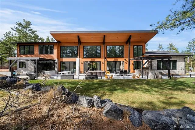 1188 Sky View Lane Larkspur, CO 80118