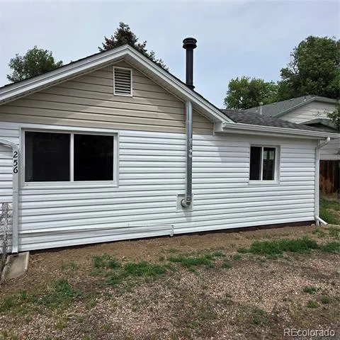 256 S 2nd Avenue Brighton, CO 80601