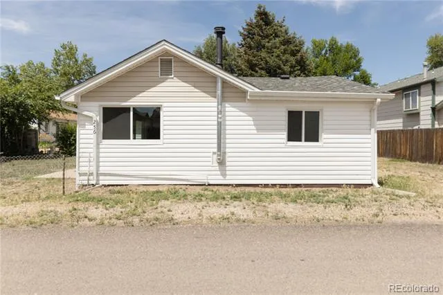 256 S 2nd Avenue Brighton, CO 80601