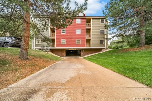 2892 Shadow Creek Drive #111 Boulder, CO 80303