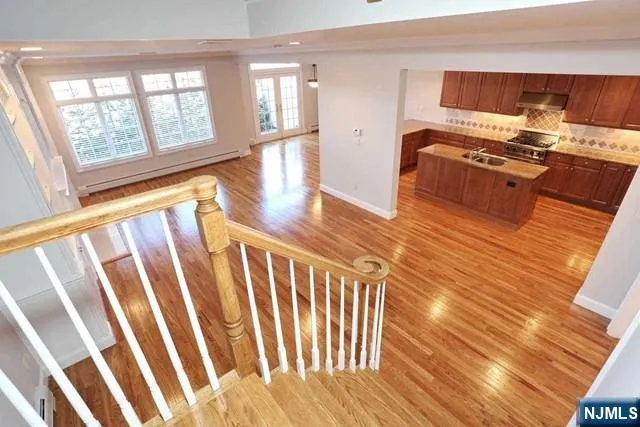 14 Kensington 14 Tenafly, NJ 07670