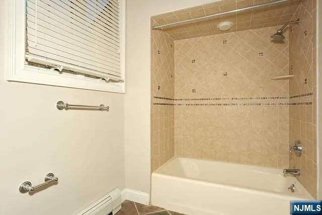 14 Kensington 14 Tenafly, NJ 07670
