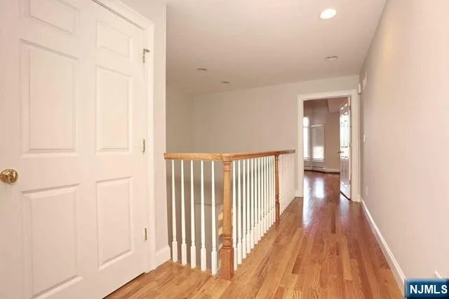 14 Kensington 14 Tenafly, NJ 07670