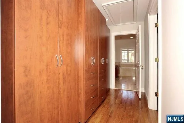 14 Kensington 14 Tenafly, NJ 07670