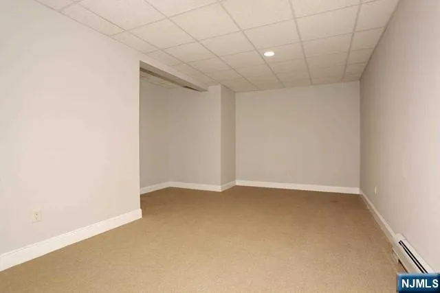 14 Kensington 14 Tenafly, NJ 07670