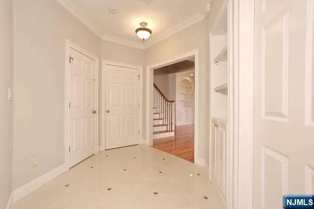 14 Kensington 14 Tenafly, NJ 07670