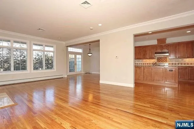14 Kensington 14 Tenafly, NJ 07670