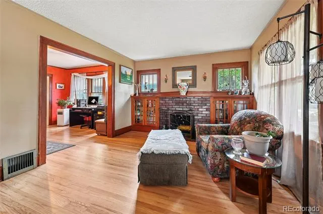 2408 Nevada Avenue Colorado Springs, CO 80907