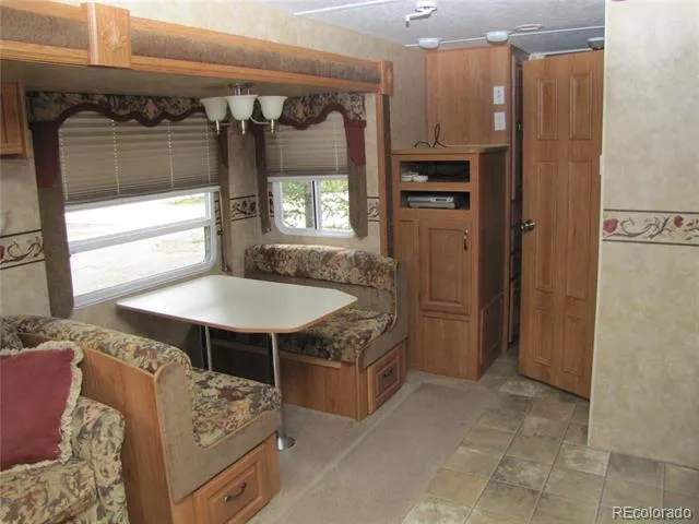 62 Spike Way Hartsel, CO 80449