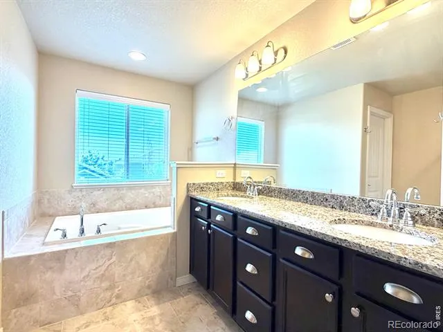 5755 Clarence Drive Windsor, CO 80550