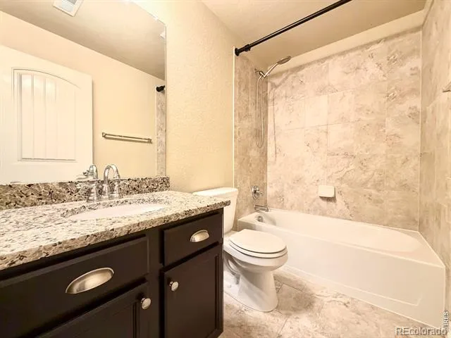 5755 Clarence Drive Windsor, CO 80550