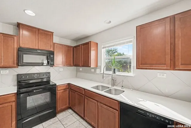 210 Granite Mist Universal City, TX 78148