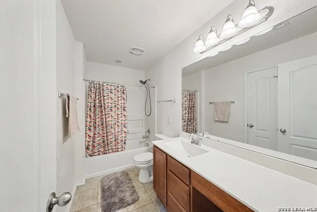 210 Granite Mist Universal City, TX 78148