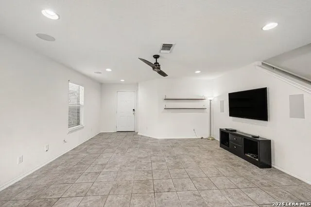 210 Granite Mist Universal City, TX 78148