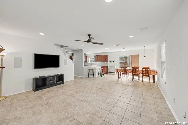 210 Granite Mist Universal City, TX 78148