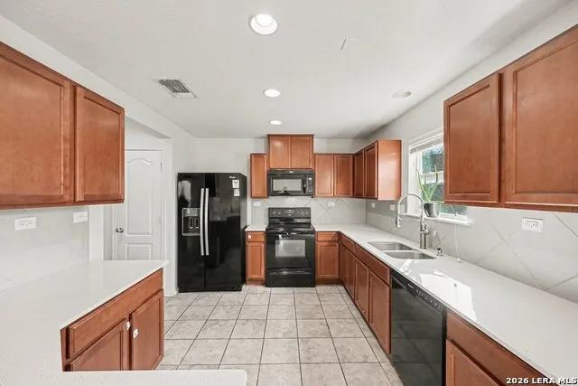 210 Granite Mist Universal City, TX 78148