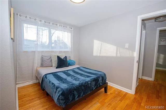 1543 S Benton Street Lakewood, CO 80232