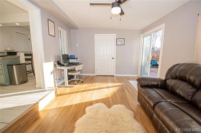 1543 S Benton Street Lakewood, CO 80232