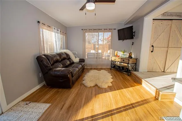 1543 S Benton Street Lakewood, CO 80232