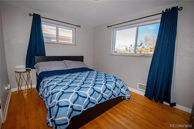 1543 S Benton Street Lakewood, CO 80232