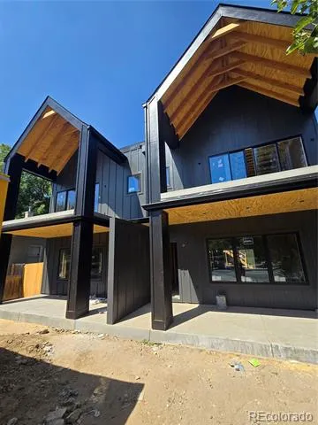 2135 S High Street Denver, CO 80210